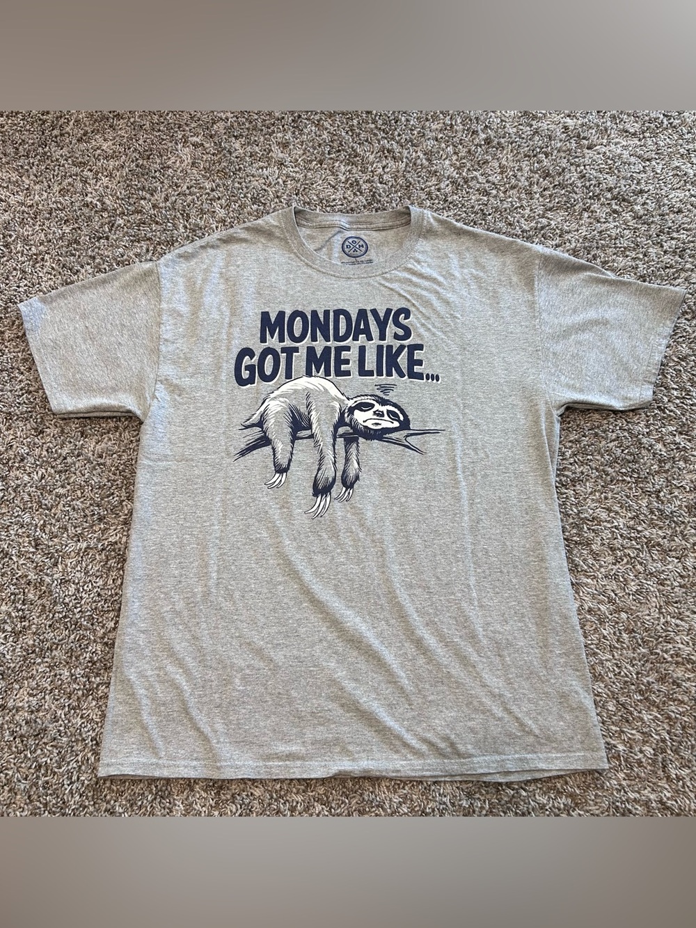 DOM IT'S ABOUT THE ART SLOTH GRAPHIC TEE Gray Mondays Got Me Like LARGE L